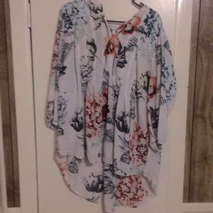 Floral white top 2X